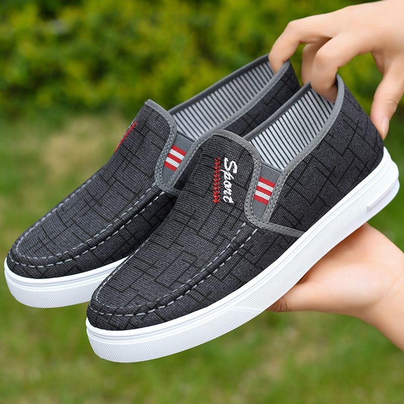 Casual Shoes New Lightweight Breathable Versatile Canvas Shoes Men's Slip-On Old Beijing Style Durable image 5