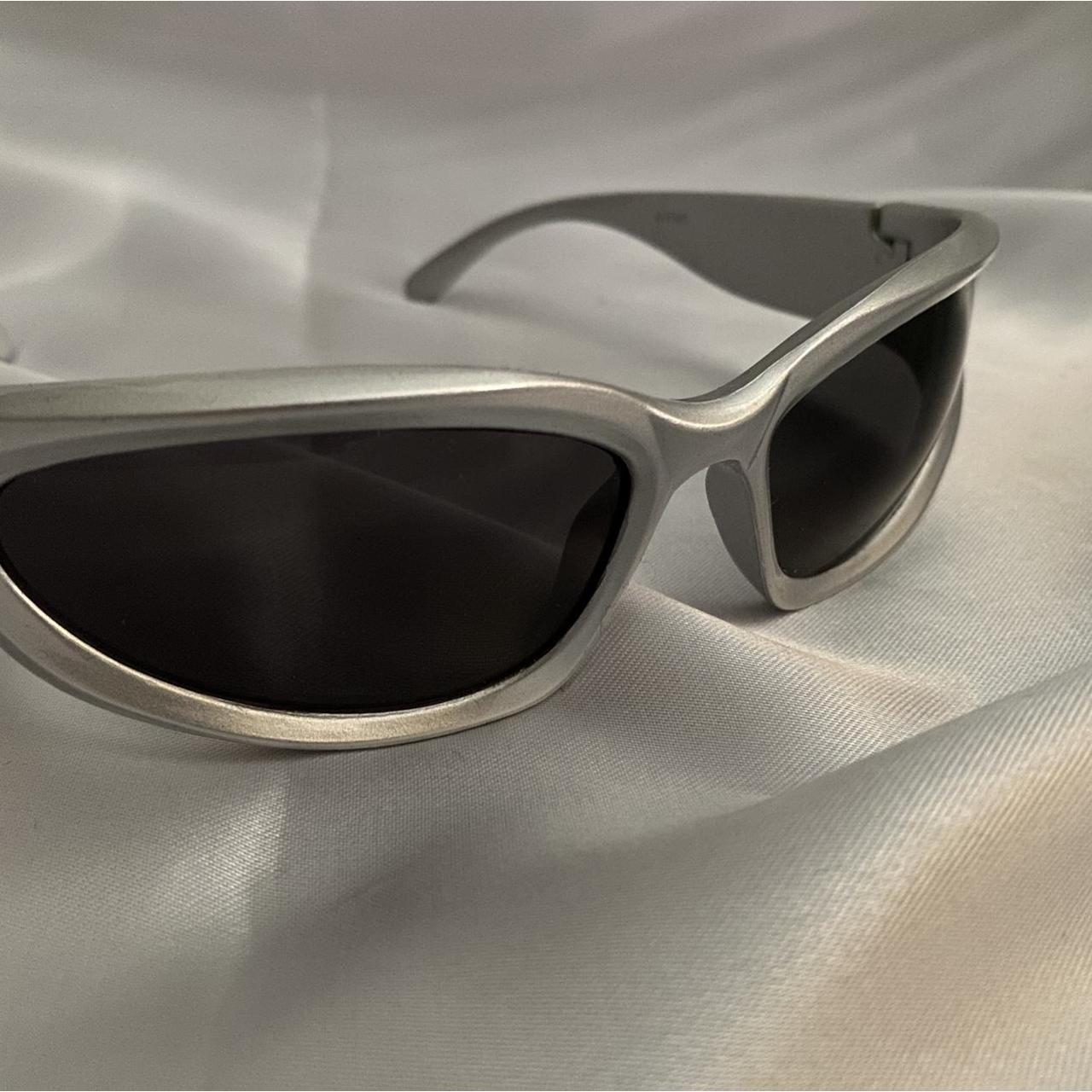 Aero-Sport Wrap-Around Sunglasses – UV400 Protection – Black/Silver image 4